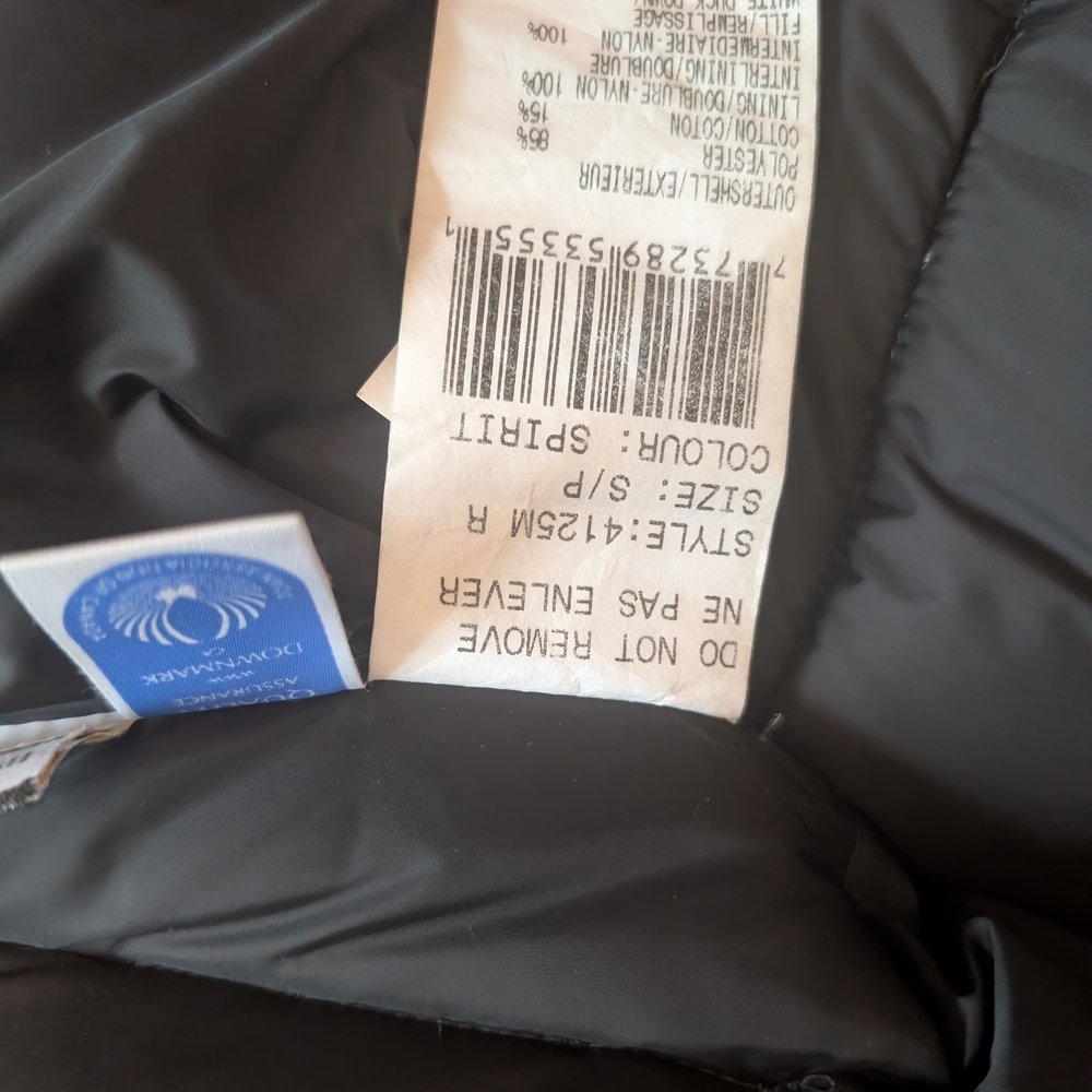Canada Goose Navy Puffer Vest - Picture 4 of 4